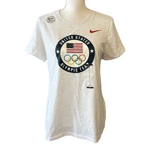 NEW Nike USA Olympic Team Short Sleeve Standard Fit Training T-shirt